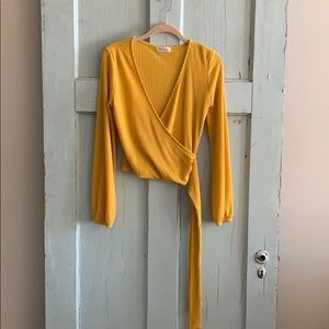 Mustard knit top with tie - never worn